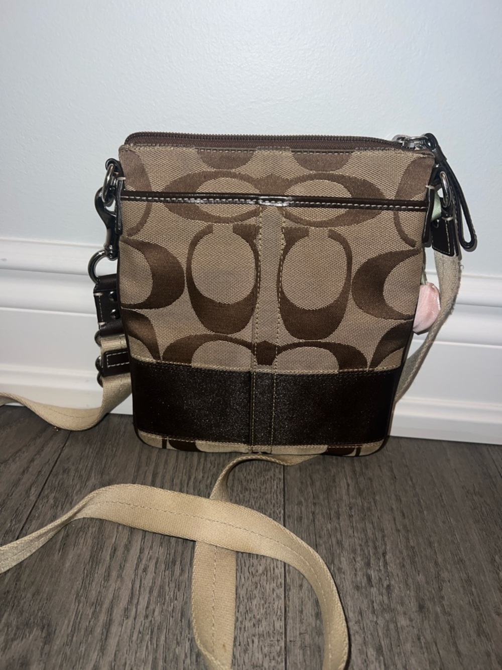 Coach Tan and Brown Signature Crossbody Bag with Floral Charm - Picture 4 of 7